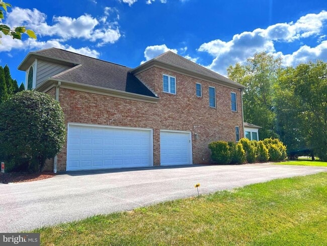 Photo - 11018 Shalom Ln