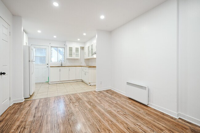 Photo - 8810 R. Sherbrooke E Unit 3