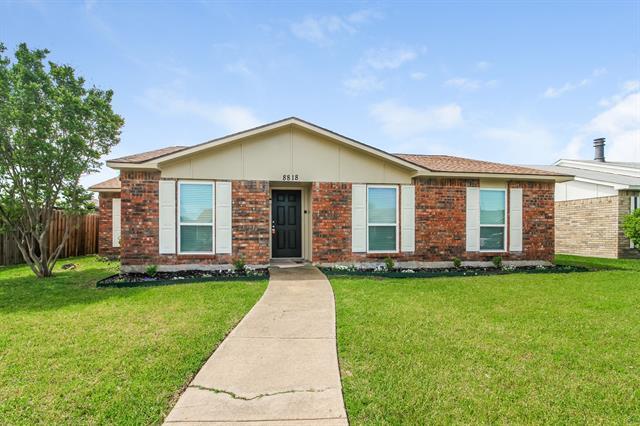 Photo - 8818 Millwood Dr House