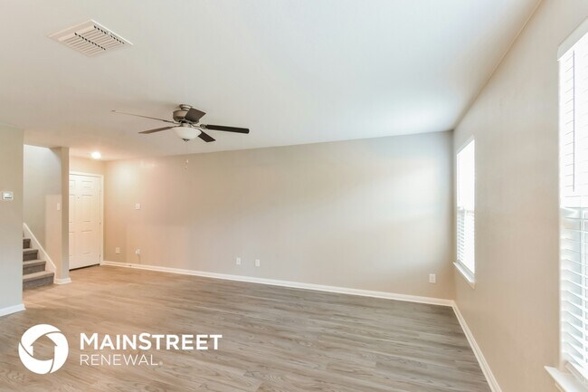 Photo - 6119 Lakefront