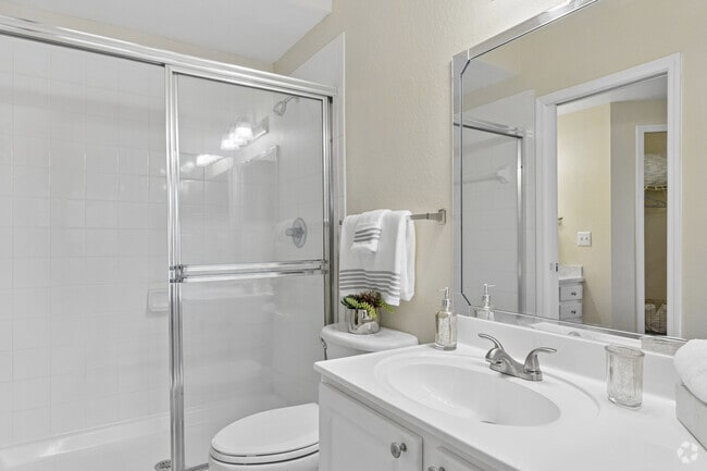 Westchase 2BR, 2BA - 1,037SF - Bathroom