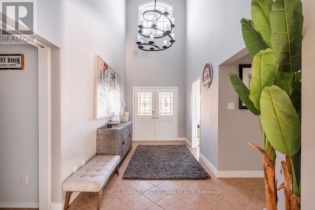 Photo - 87 Wolff Crescent