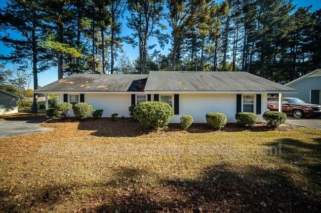 Building Photo - 4437 Township Dr Unit Apt. 8- A