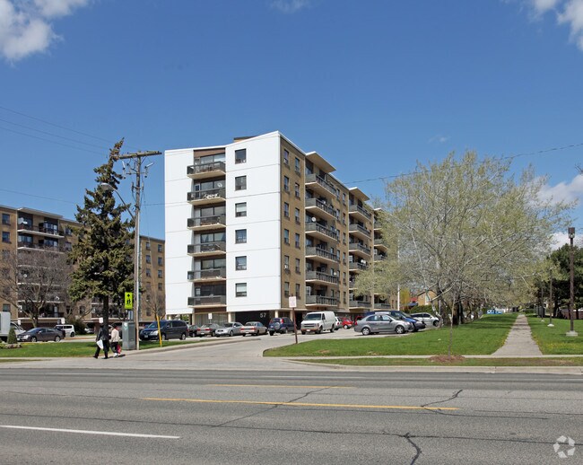 Photo - Venetian Towers