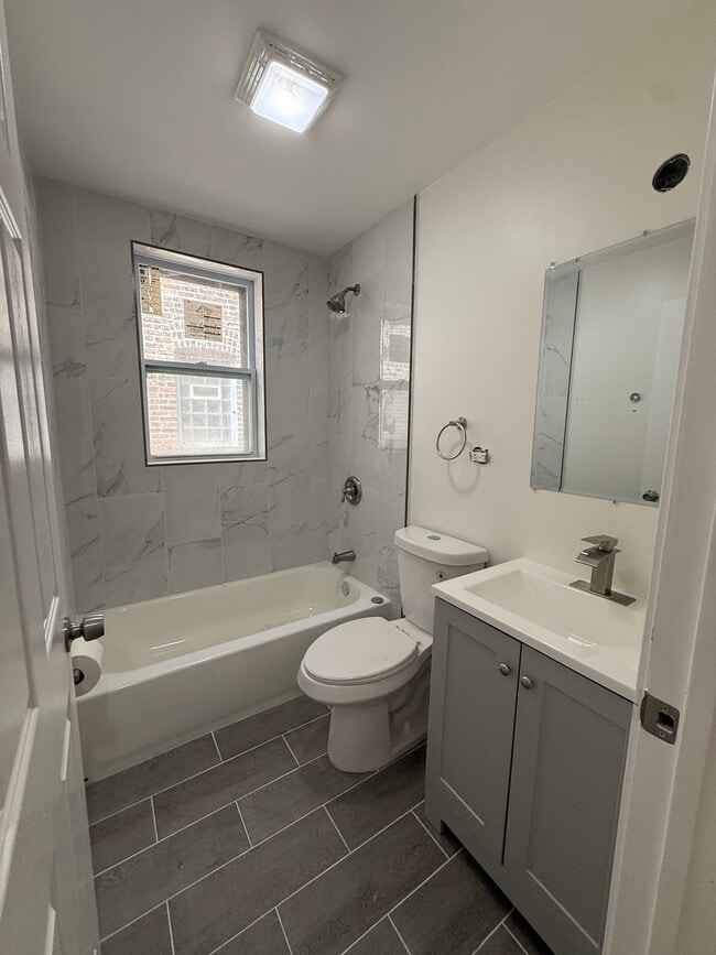 Photo - 8010 S Phillips Ave Unit 3