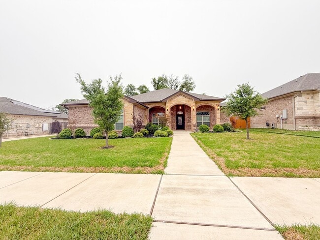 Photo - Beautiful 4 bedroom, 2.5 bath, 3 car garag...