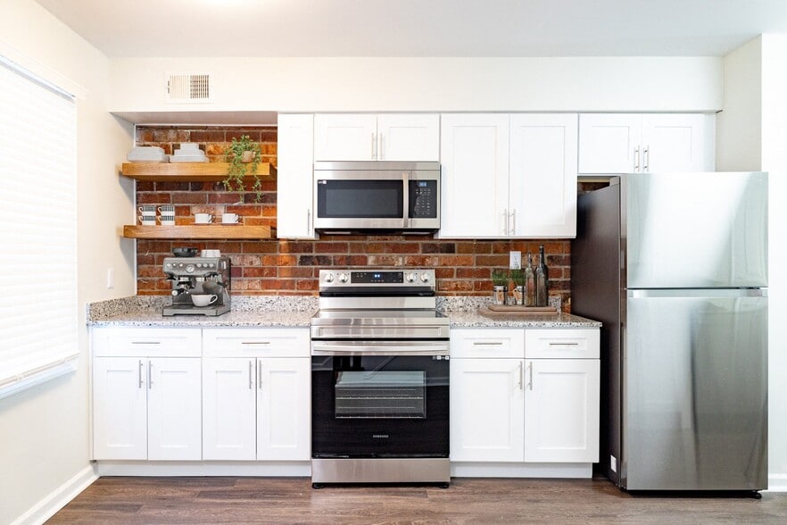 Monon Place I - Townhome Kitchen