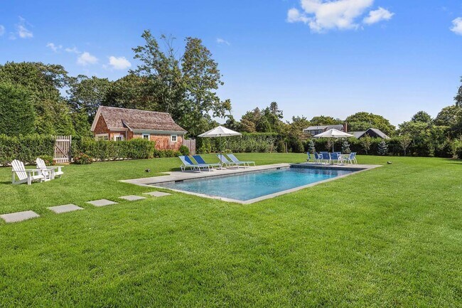 Photo - 34 Old Field Ln