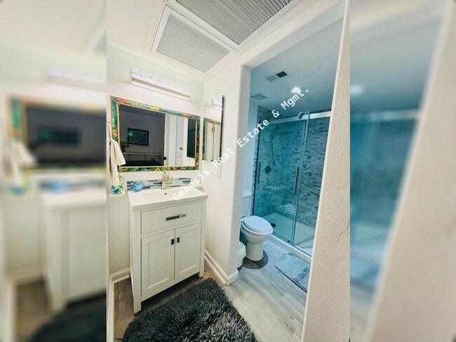 Photo - "Chic & Cozy 1-Bedroom Condo with Granite ... Unit 105