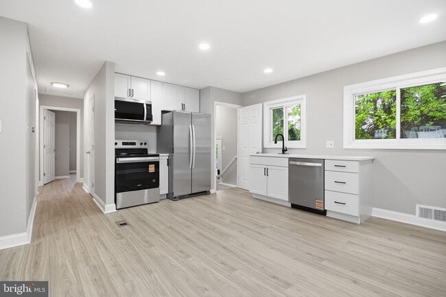 Photo - 13206 Staggs Ct