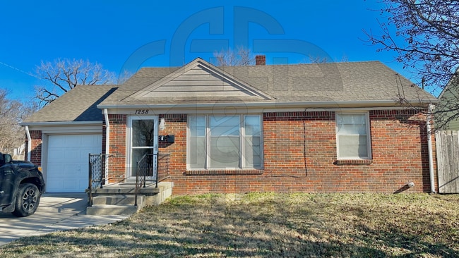 Photo - 1258 N Crestway St