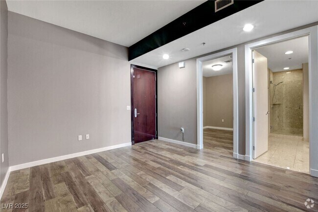 Building Photo - 4575 Dean Martin Dr Unit 1005 Rental