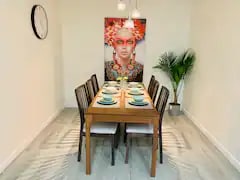 Photo - 558 16th Av E