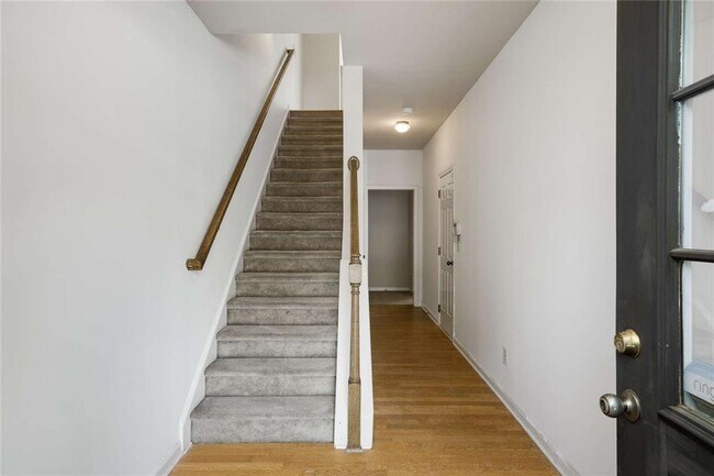 Photo - 1798 Oak Brook Ln NW