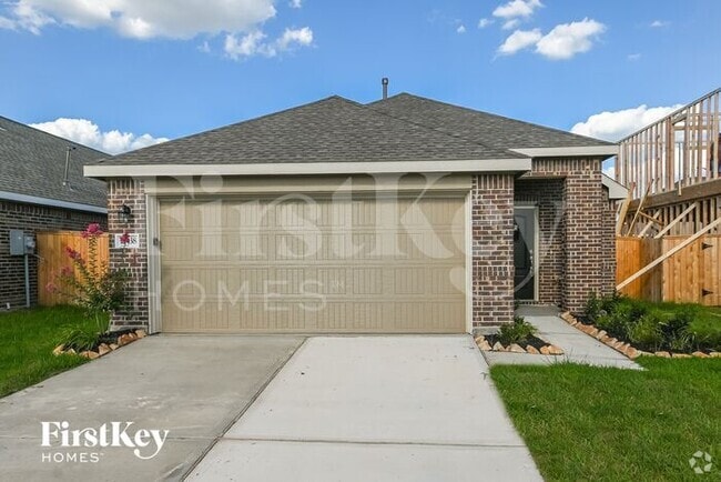 Building Photo - 18438 Summit Ranch Dr Rental