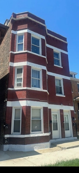 Building Photo - 8356 S Mackinaw Ave Unit 3-B
