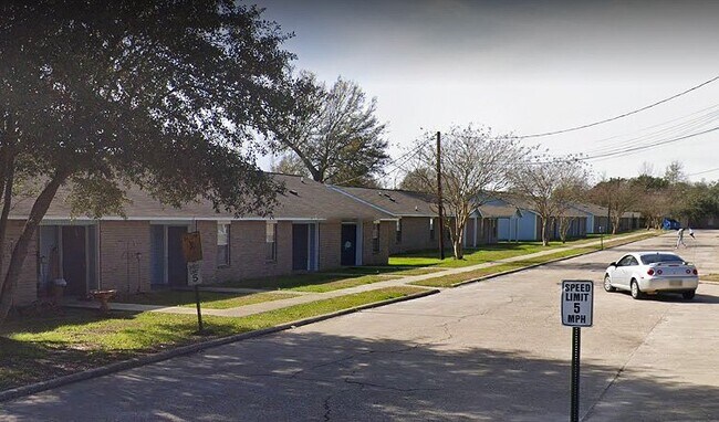 Photo - 304 Mooney Ave Unidad #304