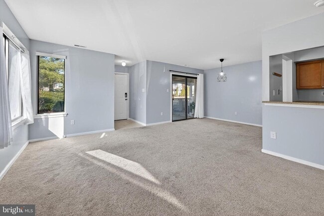 Photo - 203 Gregorys Way