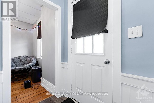 Photo - 139 Reserve St Unit B
