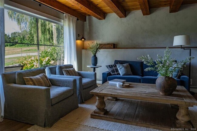 Photo - 69 Mudge Pond Rd