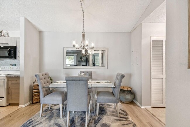 Photo - 2087 Hunters Glen Dr Unidad 128