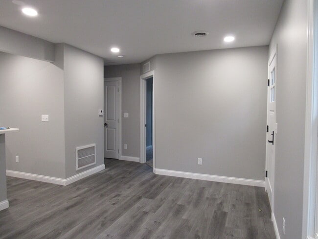 Photo - 240 5th St E