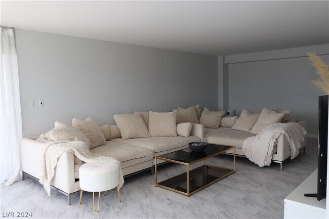 Photo - 3111 Bel Air Dr Unit 26A