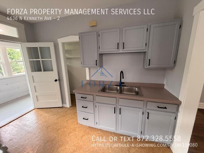 Photo - 4636 N Kenneth Ave Unit 2