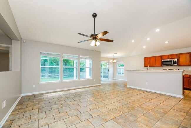 12616 Pine Marsh Way