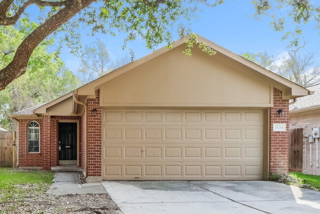 Building Photo - 24214 Silver Maple Dr