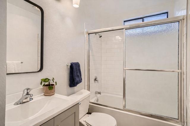 Photo - 4111 Iowa St Unidad 1