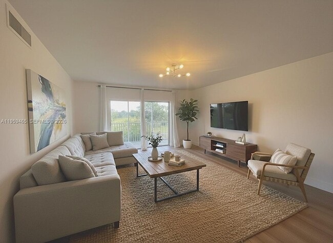 Building Photo - 5100 SW 90th Ave Unit 302