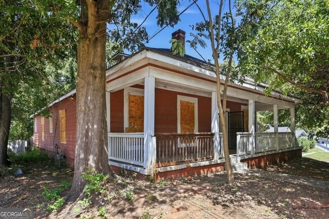 56 Vanira Ave SE