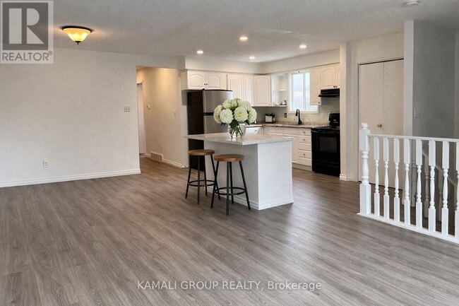 Photo - 38 Mayfair Dr