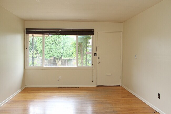 Photo - simps02 Unit 6221