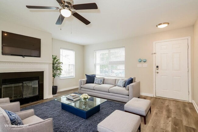 Photo - 524 Grassy Bend Dr