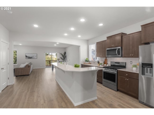 16969 SE Katmai Ct