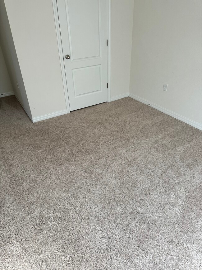 Photo - 1039 Andean Ln