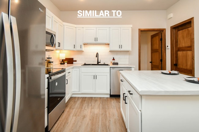 Photo - 6107 S Alki Pl