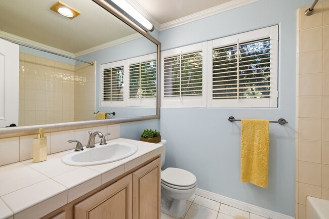 Photo - 245 Por La Mar Cir Unit 0