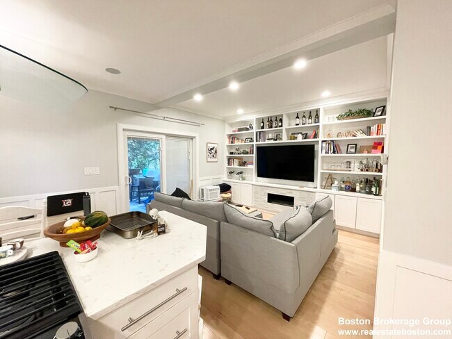 Photo - 36 Sheridan St Unit 1