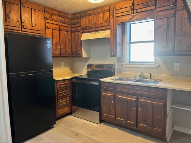 Photo - 328 Carter Rd