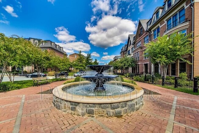 Photo - 10821 Symphony Park Dr