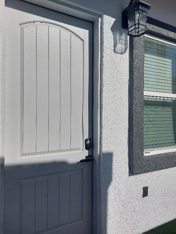 Building Photo - 8879 E Friess Dr