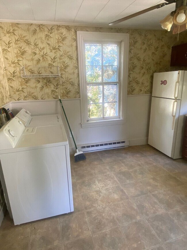 13 E Woods Dr Apartment Unit 13 EAST WOODS DR, 2FL Lititz, PA