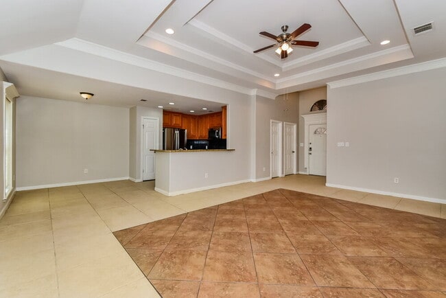 Photo - 543 Lakeside Dr