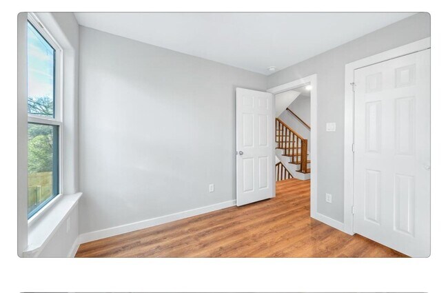 Photo - 8332 Parker Rd