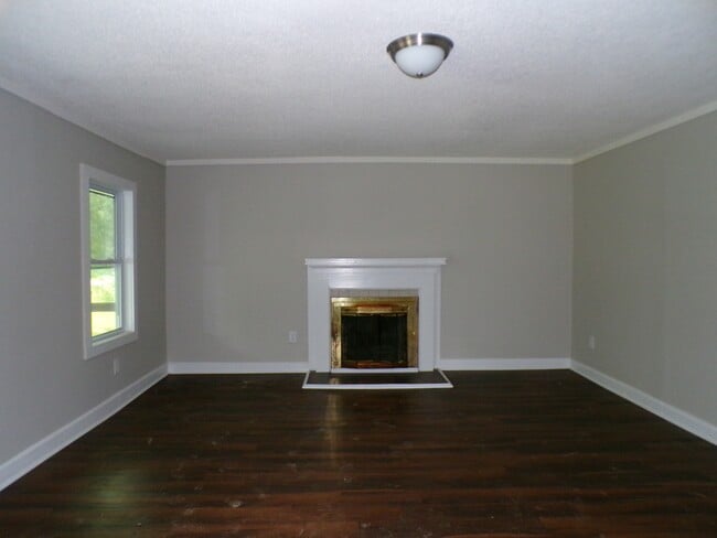Photo - 5223 Loop Rd