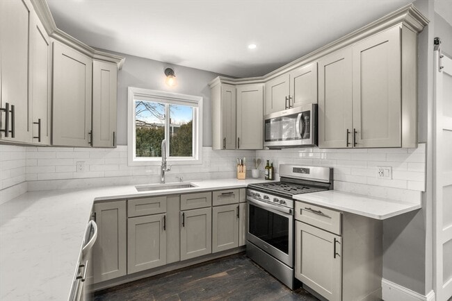 Photo - 133 Nichols St