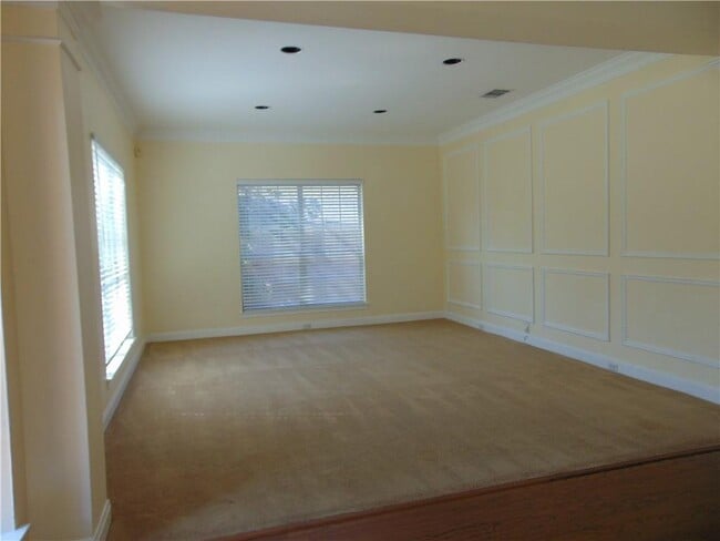 Photo - 5806 Cedar Cliff Dr